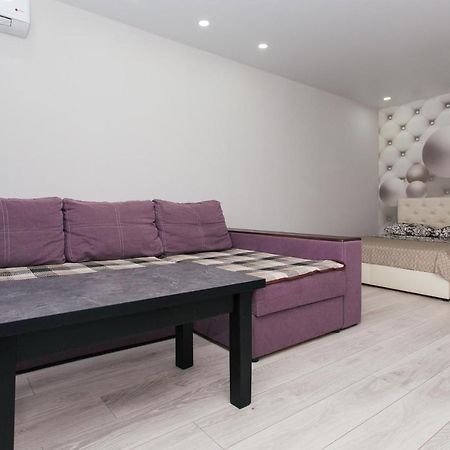 Vip Apartments Faraon Centr Sumy Exterior photo